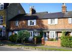 2 bedroom terraced house for sale in Leamington Road, Broadway, Worcestershire