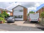 3 bedroom detached house for sale in Brown Avenue, Nantwich - 35500931 on