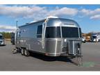 2016 Airstream Airstream RV International Signature 27FB 28ft