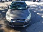 2014 Ford Focus Sedan SE