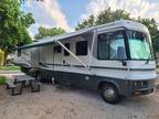 2002 Winnebago Winnebago Adventurer 35U 35ft