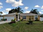 $2,400 - 3 Bedroom 2 Bathroom House In Port St. Lucie With Great Amenities 3657