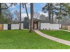 2303 Willow Point Dr, Kingwood, TX 77339