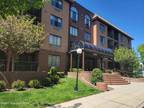 Apartment, High Rise, High Rise - Staten Island, NY 120 Wellington Ct #2G