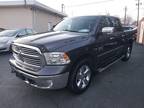 2017 Ram 1500 4WD Crew Cab SLT