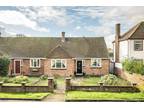 2 bedroom bungalow for sale in Gates Green Road, West Wickham, BR4