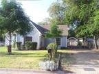 Single Family Residence, Traditional - Keller, TX 116 Taylor St