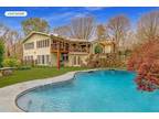 4 Bedroom 3.5 Bath In Montauk NY 11954