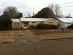 Charming 3/2 home close to TTU, LCU, hospitals 3412 29th St