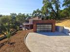 Single Family Residence, Modern/Hi-Tech - Healdsburg, CA 225 Clear Ridge Dr