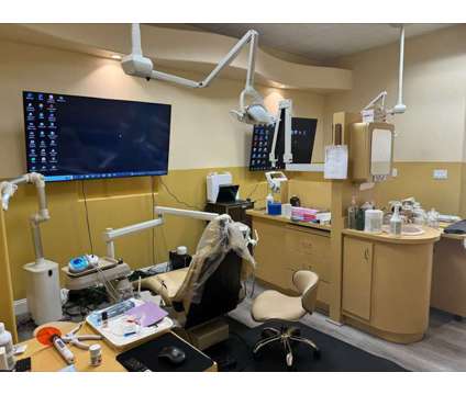Milpitas Dental Office for sale by owner 1,007 sq.ft at 410 Barber Ln Milpitas Square in Milpitas CA is a Office Space for Sale