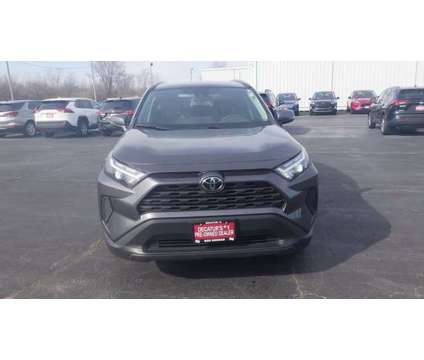 2022 Toyota RAV4 XLE is a Grey 2022 Toyota RAV4 XLE Car for Sale in Taylorville IL