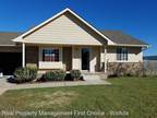 3129 S Illinois Cir