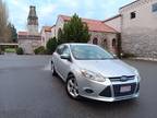 2014 Ford Focus SE 4dr Hatchback