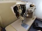 c.1960 SINGER Model 500a Slant-O-Matic ROCKETEER SEWING MACHINE Excellent