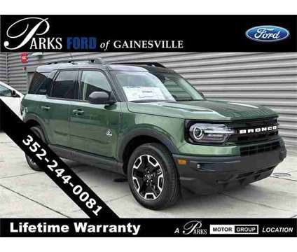 2024 Ford Bronco Sport Outer Banks is a Green 2024 Ford Bronco SUV in Gainesville FL