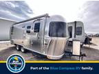 2014 Airstream International Signature 23D 23ft