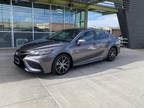 Used 2022 Toyota Camry Hybrid SE for sale