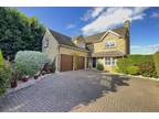 5 bedroom detached house for sale in Scott Lane, Gomersal - 35639059 on