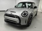 2024 MINI Hardtop 2 Door Iconic