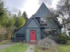 5836 SE MADISON ST, Portland OR 97215