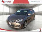 2014 Hyundai Accent 5-Door GS 5-Door