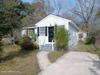 2 Bedroom 1 Bath In Jacksonville FL 32205