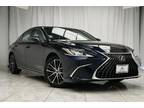 Used 2022 Lexus Es for sale.