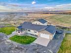 560 Riverview Dr Gooding, ID