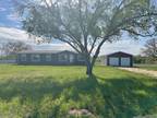 41 Private Road 3492, Gonzales, TX 78629