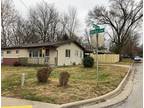 3bed 1bath house for rent in Springfield Missouri