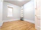 Rent a 2 room apartment of m² in Winnipeg (314 Broadway Winnipeg R3C 0S7)