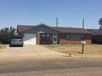 Home For Rent In Plainview, Texas