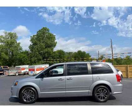 2015 Dodge Grand Caravan Passenger for sale is a Silver 2015 Dodge grand caravan Car for Sale in Tyler TX