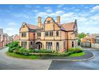 2 bedroom penthouse apartment for sale in Gilwern House, Gilwern Close, Chester