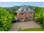 6 bedroom detached house for sale in The Wheatridge Upton St Leonards