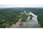 Camdenton, WOW! Check out this Big Niangua riverfront