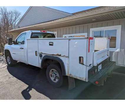 2009 GMC Sierra 2500 HD Regular Cab for sale is a White 2009 GMC Sierra 2500 H/D Car for Sale in Denton NE