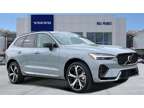 2024 Volvo XC60 Recharge Plug-In Hybrid Ultimate Dark Theme