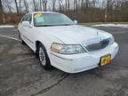 Used 2008 Lincoln Town Car for sale.
