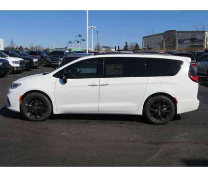 2024NewChryslerNewPacificaNewFWD is a White 2024 Chrysler Pacifica Car for Sale in Brunswick OH