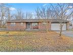 205 Bellecrest Ct Bellbrook, OH