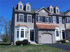 Row-End Unit, Colonial - Easton, PA 30 Hillside Ct S