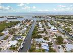 508 75th St, Holmes Beach, FL 34217