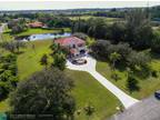 19200 SW 57th Ct, Southwest Ranches, FL 33332