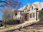 6 Bedroom 5.5 Bath In Alpharetta GA 30004