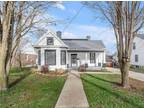 211 BROADWAY ST, Nicholasville, KY 40356 Single Family Residence For Sale MLS#