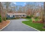 37 WASHINGTON HEIGHTS AVE, Hampton Bays, NY 11946 Single Family Residence For