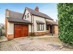 4 bedroom detached house for sale in Nipsells Chase, Mayland, CM3