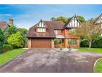 5 bedroom detached house for sale in Thorndean Drive, Haywards Heath RH17 -
